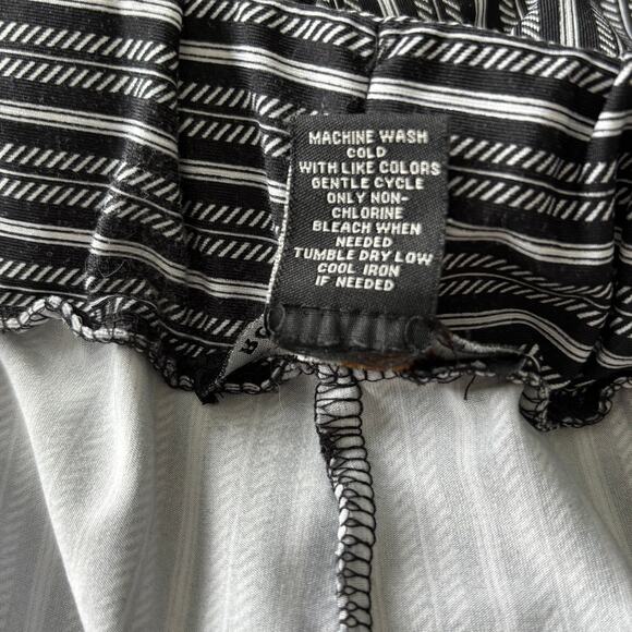 Robert Louis Wms 2X Black White Striped High Rise Pull On Pants Pockets - Picture 8 of 8